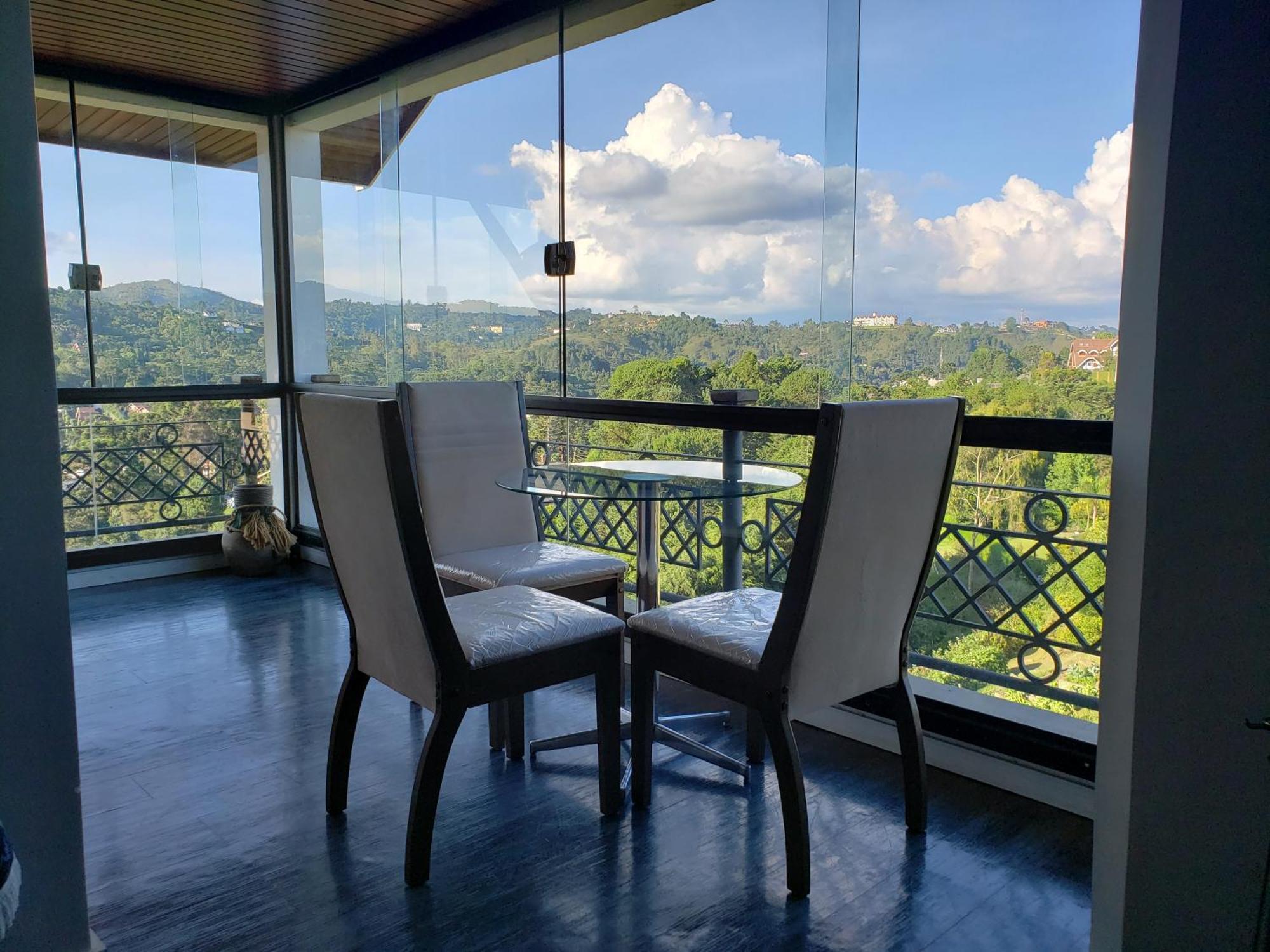 Flat Duplex Com Excelente Vista A 1,2 Km Capivari Campos do Jordão Esterno foto